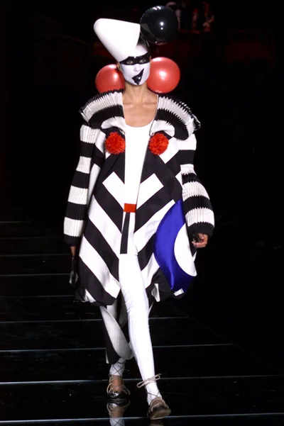 Look 28